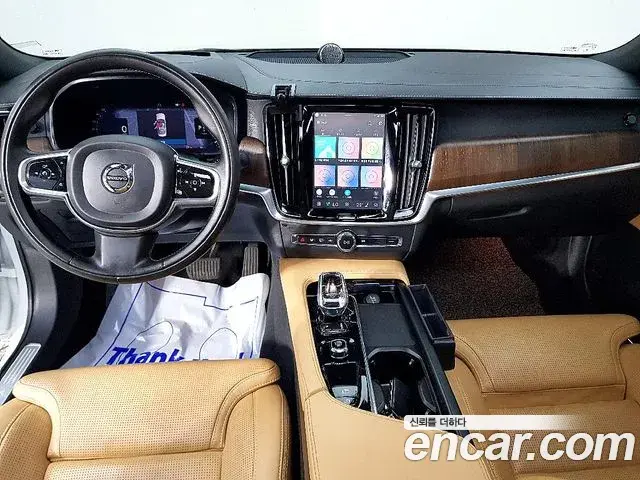 Volvo S90 2022 — Photo 8/20