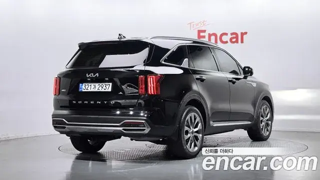 Kia Sorento 2021 — Фото 2/20