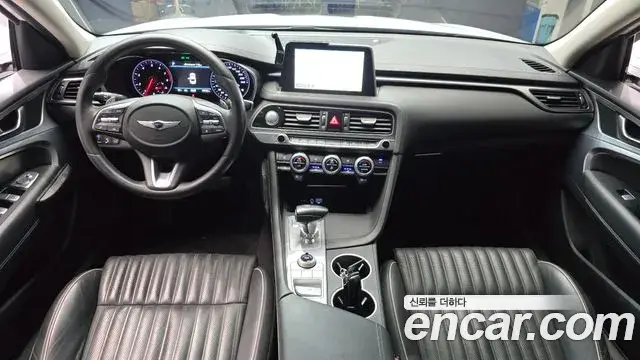 Genesis G70 2019 — Photo 3/30