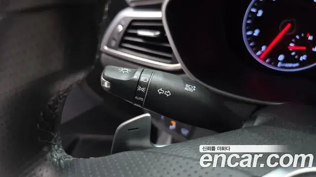 Genesis G70 2019 — Photo 11/30
