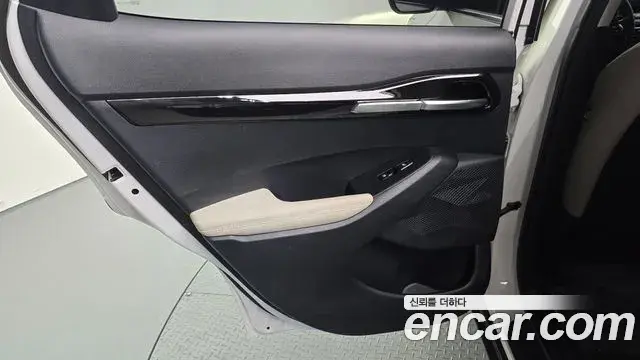 Kia Seltos 2021 — Şəkil 12/30