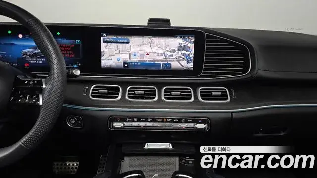 Mercedes-Benz GLE-Class 2023 — Photo 2/37