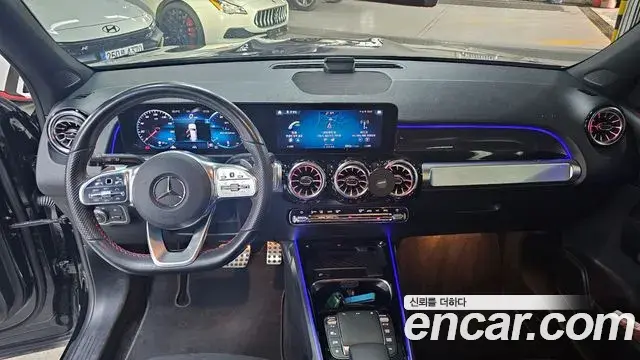 Mercedes-Benz GLB-Class 2023 — Şəkil 6/20