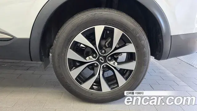 Renault Samsung XM3 2022 — ფოტო 6/32