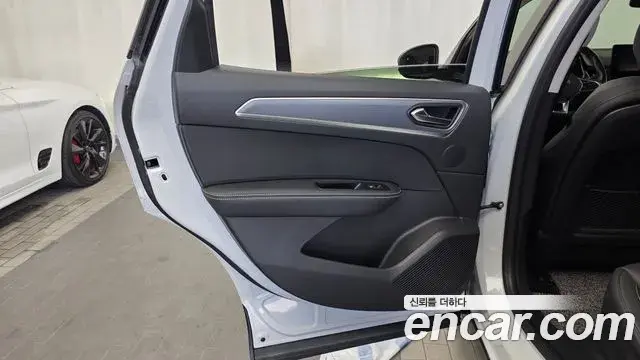 Renault Samsung XM3 2022 — ფოტო 18/32
