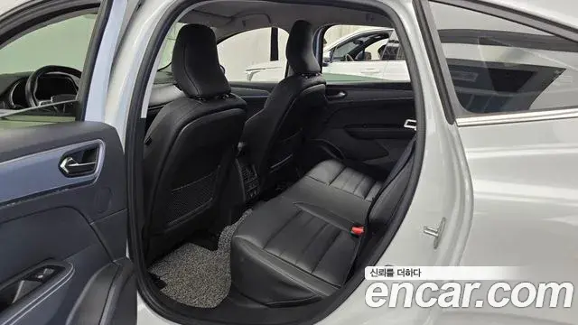 Renault Samsung XM3 2022 — ფოტო 16/32