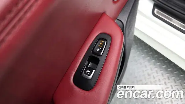 Kia Stinger 2018 — Şəkil 17/32