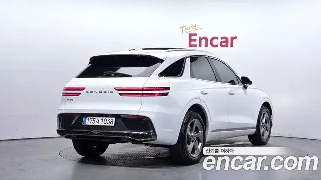 Genesis GV70 2024 — ფოტო 6/33