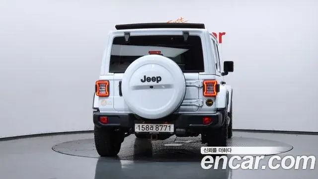 Jeep Wrangler 2020 — Фото 4/20