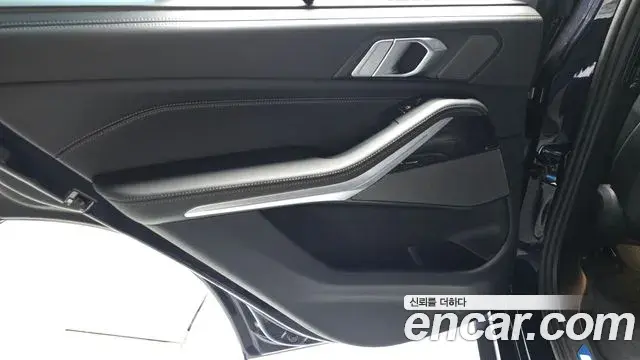 BMW X5 2025 — Photo 10/30