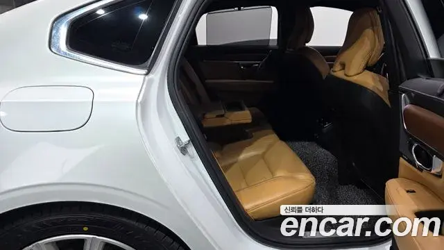 Volvo S90 2020 — Photo 13/20