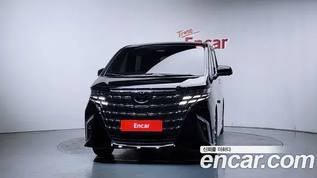 Toyota Alphard 2024 — ფოტო 19/40