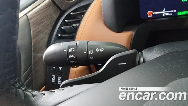 Toyota Alphard 2024 — ფოტო 14/40