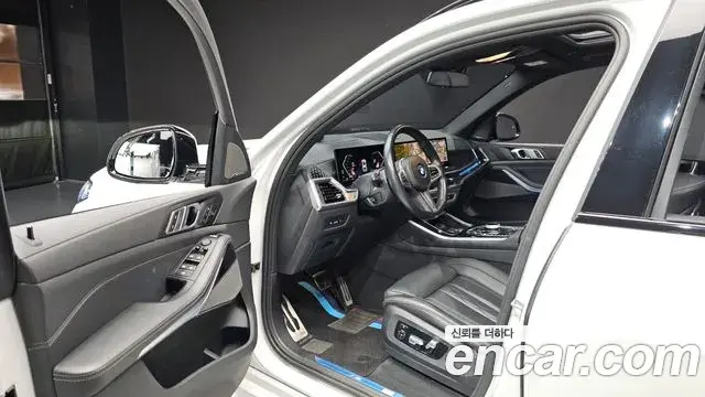 BMW X5 2023 — ფოტო 3/34