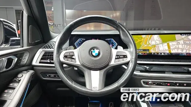 BMW X5 2023 — ფოტო 33/34