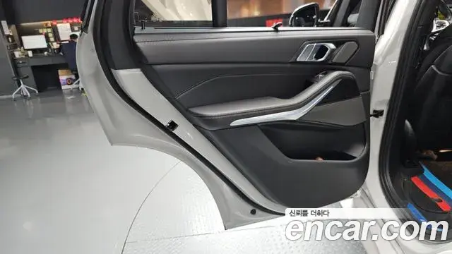 BMW X5 2023 — ფოტო 7/34