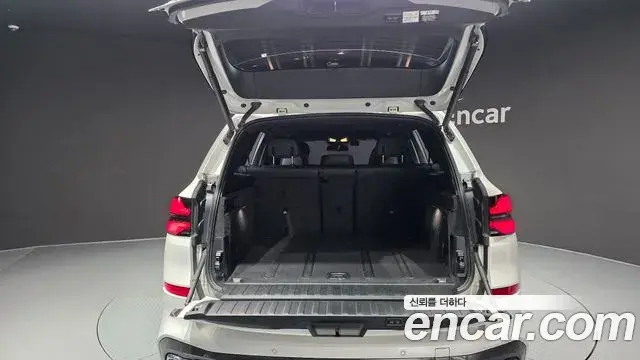 BMW X5 2023 — ფოტო 16/34