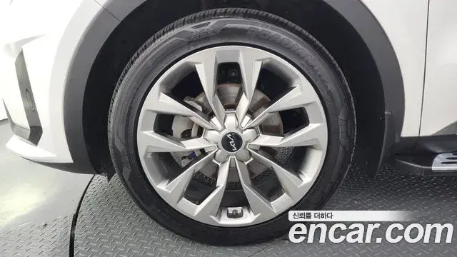 Kia Sorento 2022 — ფოტო 2/20