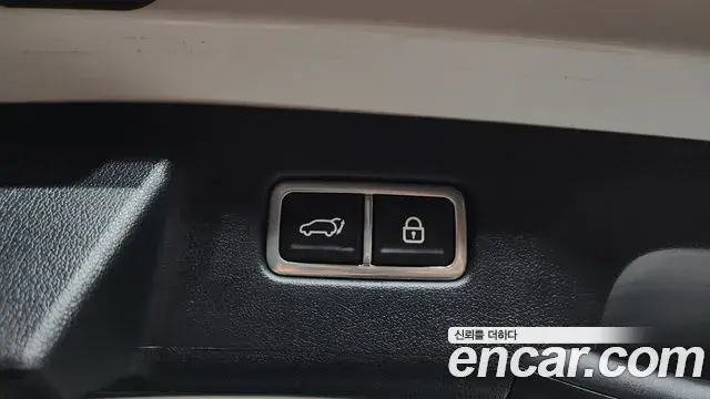 Kia Sorento 2022 — ფოტო 15/20