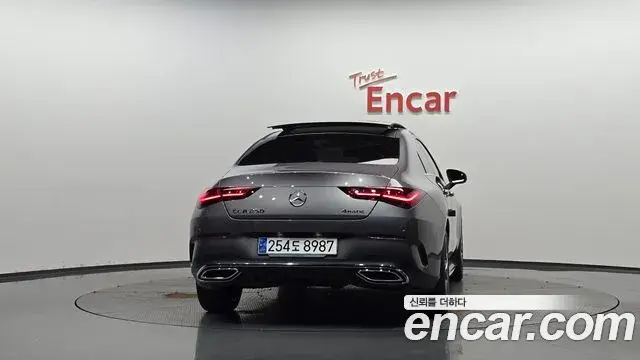 Mercedes-Benz CLA-Class 2024 — Photo 9/30