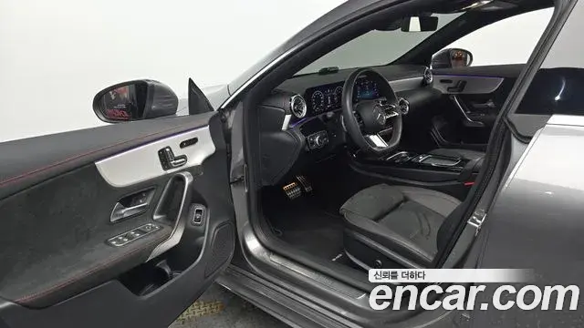 Mercedes-Benz CLA-Class 2024 — Photo 5/30