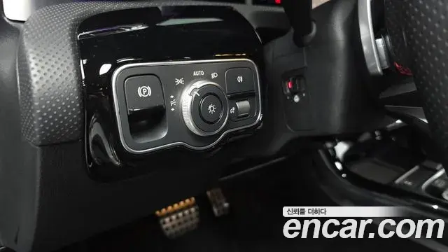 Mercedes-Benz CLA-Class 2024 — Photo 3/30