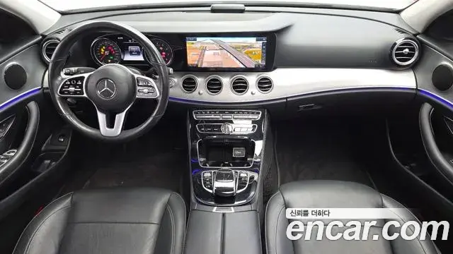 Mercedes-Benz E-Class 2018 — Фото 7/20