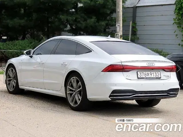 Audi A7 2020 — Şəkil 18/20