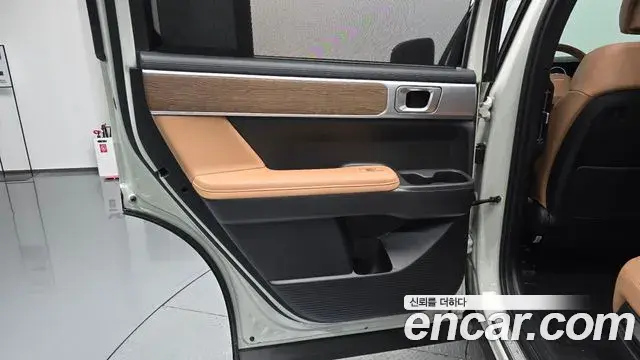 Hyundai Santa Fe 2025 — ფოტო 3/33