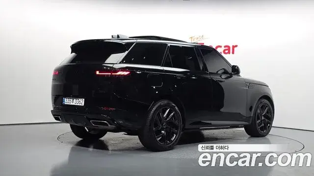 Land Rover Range Rover Sport 2024 — Photo 5/20