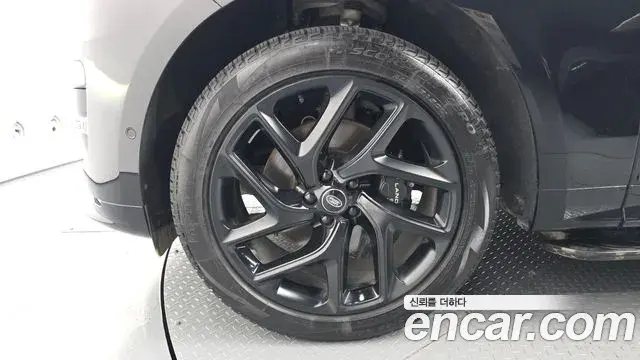 Land Rover Range Rover Sport 2024 — Photo 17/20