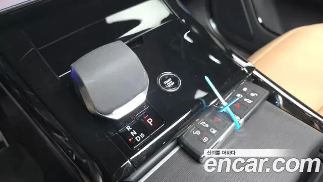 Land Rover Range Rover Sport 2024 — Photo 16/20