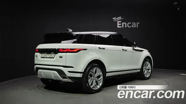 Land Rover Range Rover Evoque 2020 — Фото 2/20