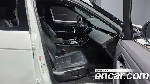 Land Rover Range Rover Evoque 2020 — Фото 11/20