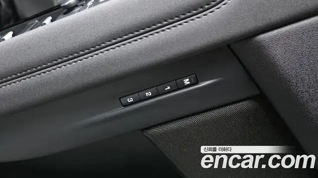 Land Rover Range Rover Evoque 2020 — Фото 18/20