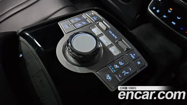 Genesis G80 2024 — Photo 8/20