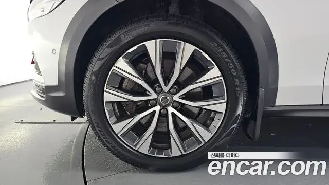 Volvo V90 Cross Country 2021 — Photo 10/37