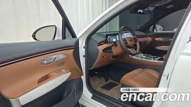 Genesis GV70 2025 — Photo 22/32