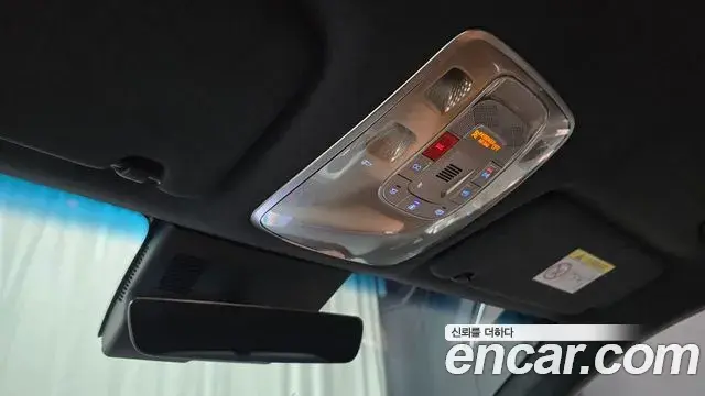 Genesis GV70 2025 — Photo 10/32