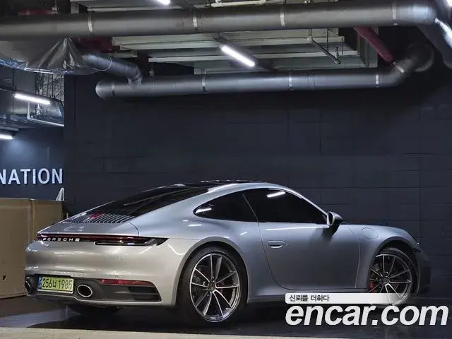 Porsche 911 2021 — ფოტო 3/20