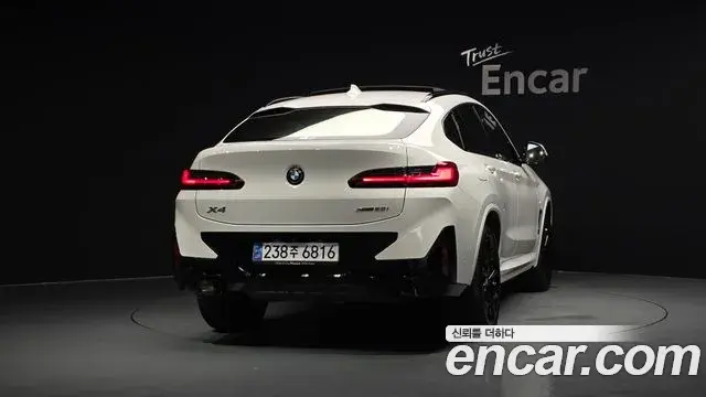 BMW X4 2025 — Фото 4/20