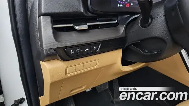 Kia Carnival 2022 — ფოტო 34/34