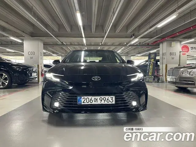 Toyota Camry 2026 — Şəkil 12/16