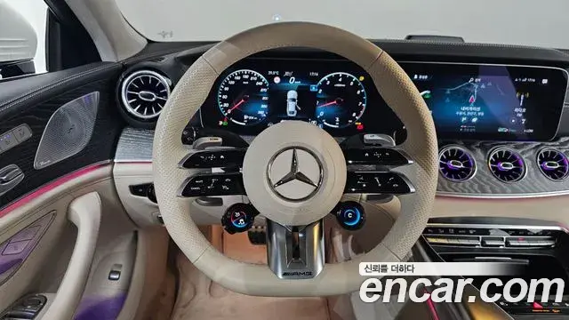Mercedes-Benz AMG GT 2023 — Фото 13/20