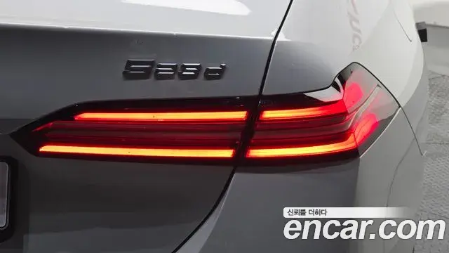 BMW 5 Series 2024 — ფოტო 24/32