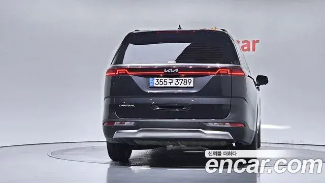Kia Carnival 2022 — Фото 4/20