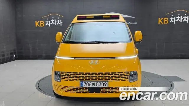Hyundai Staria 2025 — ფოტო 20/20