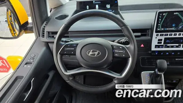 Hyundai Staria 2025 — ფოტო 4/20