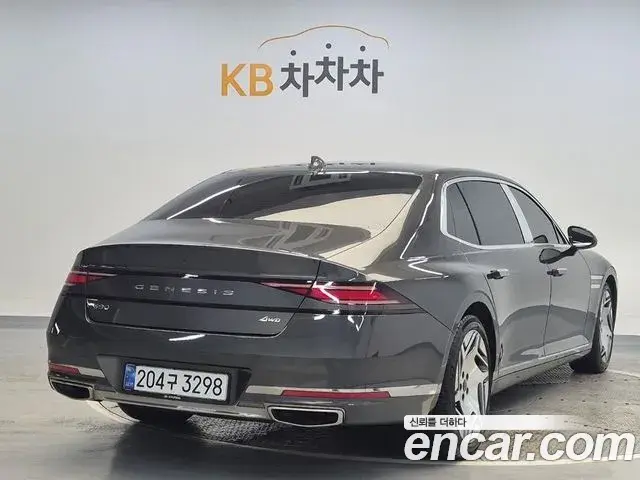 Genesis G90 2022 — ფოტო 14/20