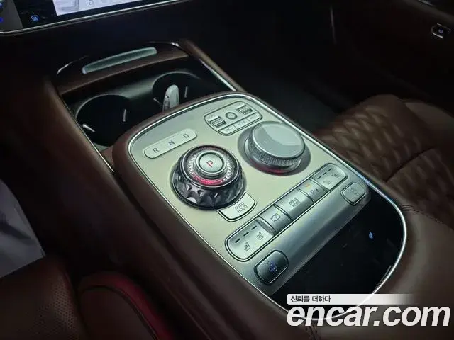 Genesis G90 2022 — ფოტო 17/20